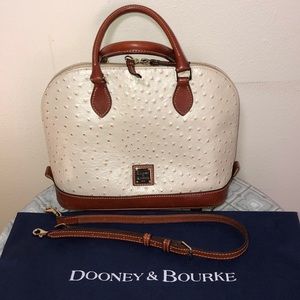 Pre-owner Dooney & Bourke handbag